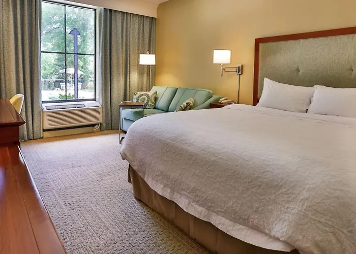 Hampton Inn Charleston-Daniel Island